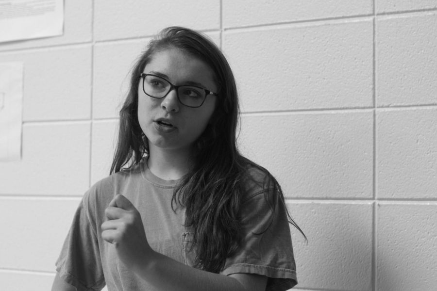 Megan+Secrest%2Csenior%2C+explains+the+process+of+auditioning+for+18+universities.+Having+participated+in+professional+theater+while+training+at+Miller+Marley+since+childhood%2C+Secrest+has+accumulated+a+broad+understanding+of+the+performing+arts.+